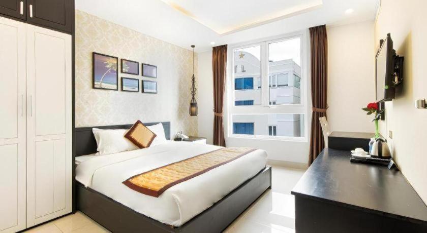J&B Hotel & Apartment Дананг Экстерьер фото