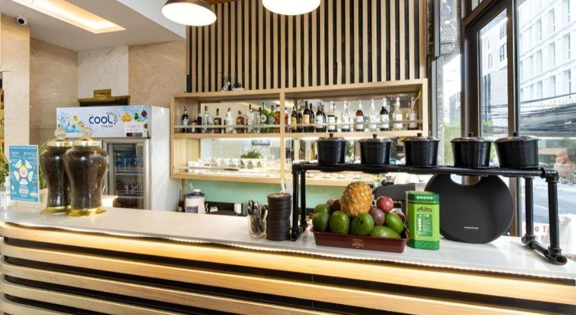 J&B Hotel & Apartment Дананг Экстерьер фото