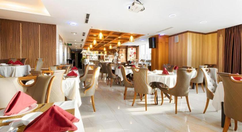 J&B Hotel & Apartment Дананг Экстерьер фото