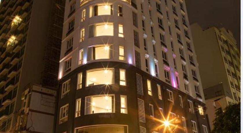 J&B Hotel & Apartment Дананг Экстерьер фото